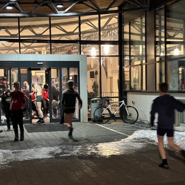 420917497_392711070012170_2556460781376263672_n