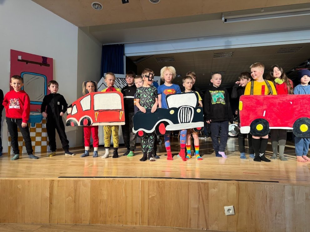 Latibær á árshátíð