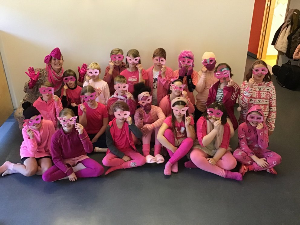 5. bekkur á bleika deginum í október