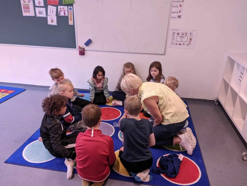 Sá sem flöskustúturinn lendir á...