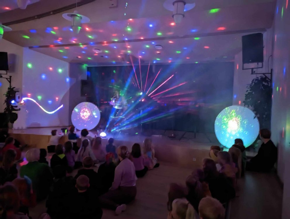 Dj. flugvél og geimskip