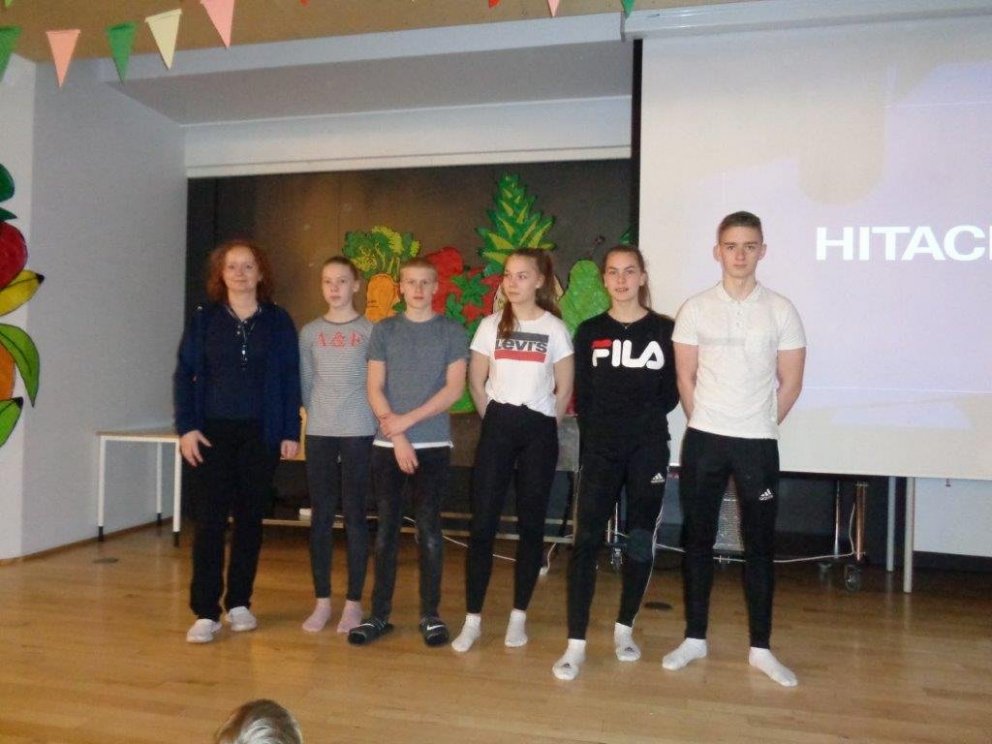 Skólahreystiliðinu klappað lof í lófa