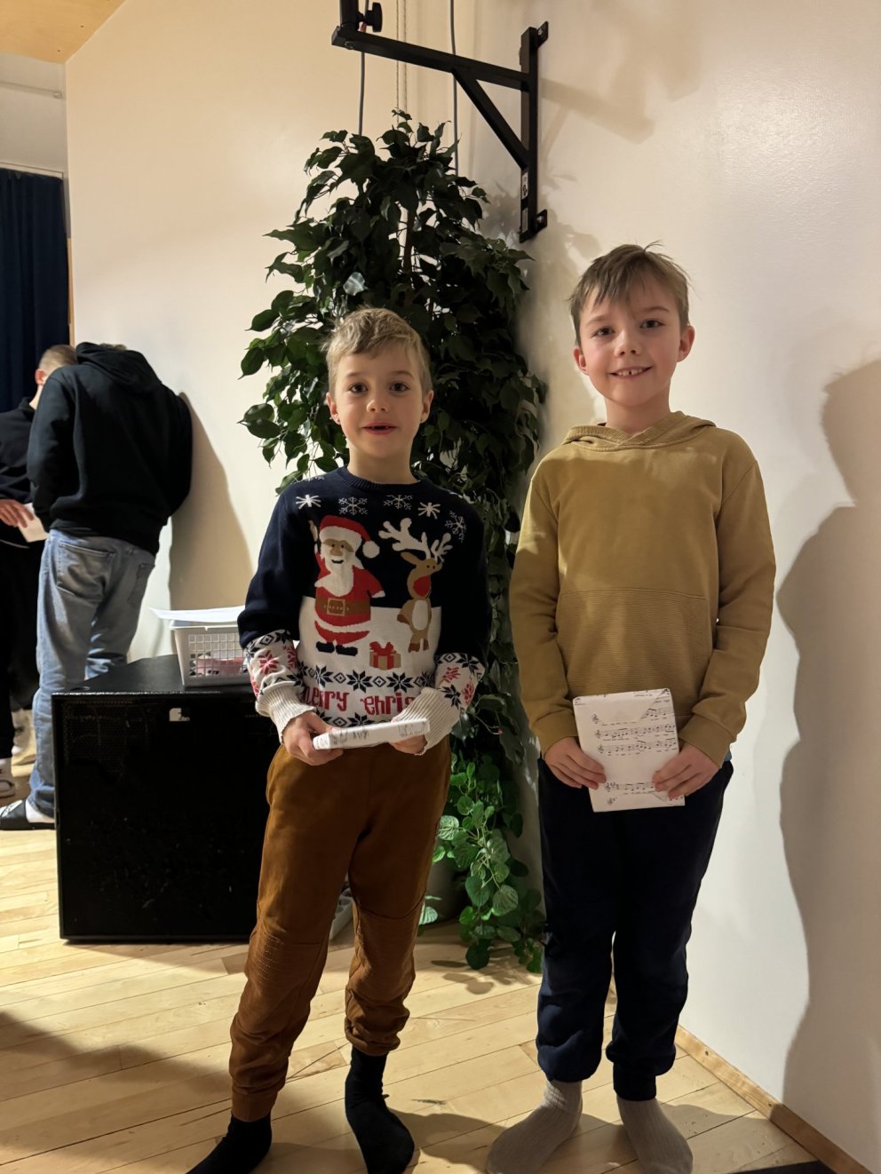 Bræðurnir Svanberg og Hafsteinn fengu viðurkenningar fyrir nýyrði.