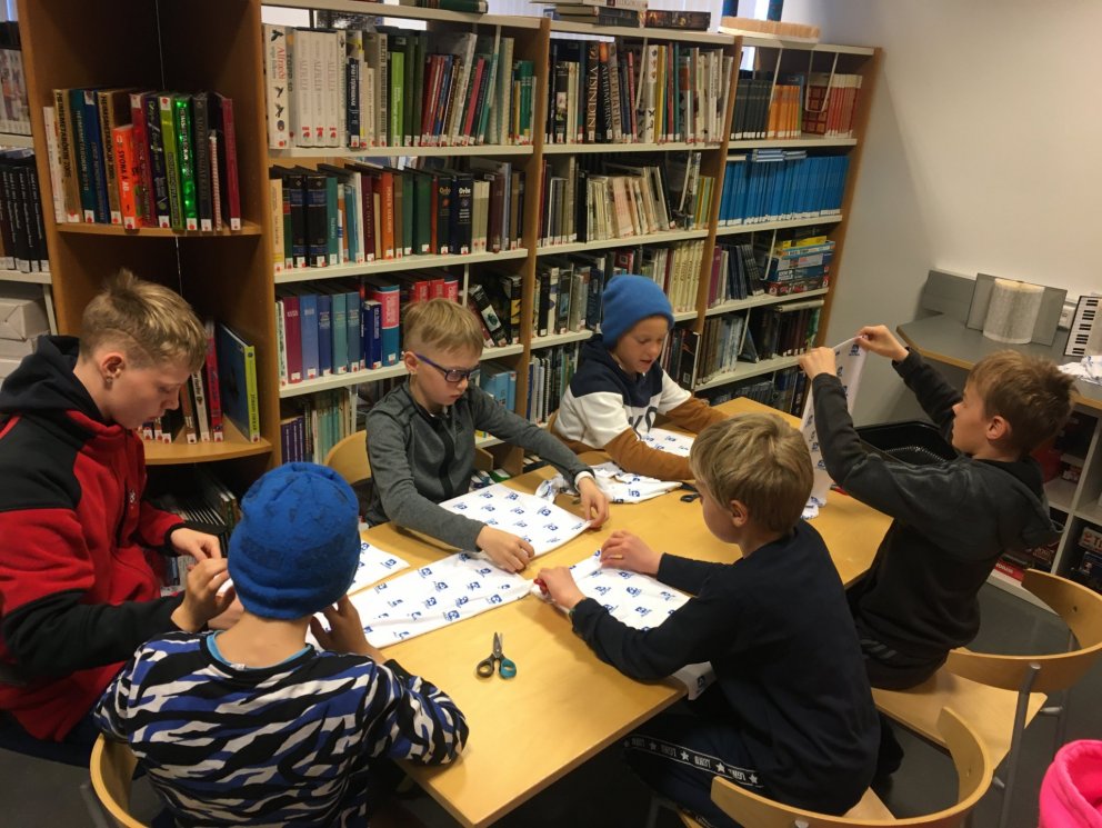 Umhverfishópurinn okkar að störfum