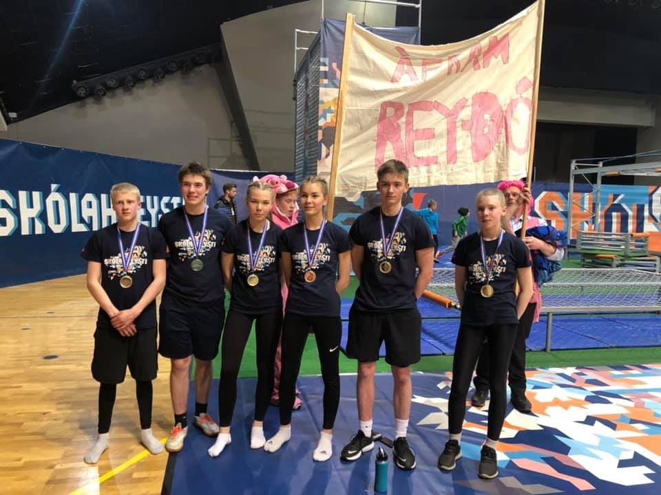 Til hamingju með góðan árangur!