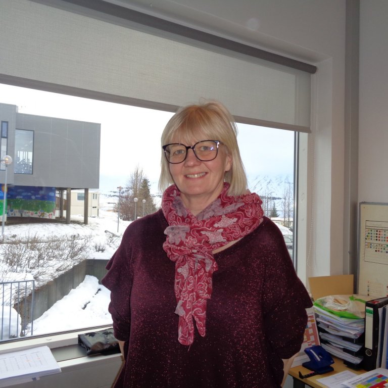 Lísu Björk finnst leiðinlegast þegar aðal hurð skólans er læst.