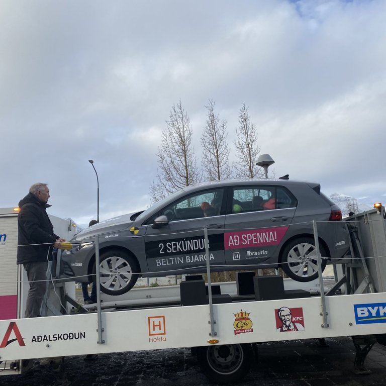 Veltibíllinn - beltin bjarga