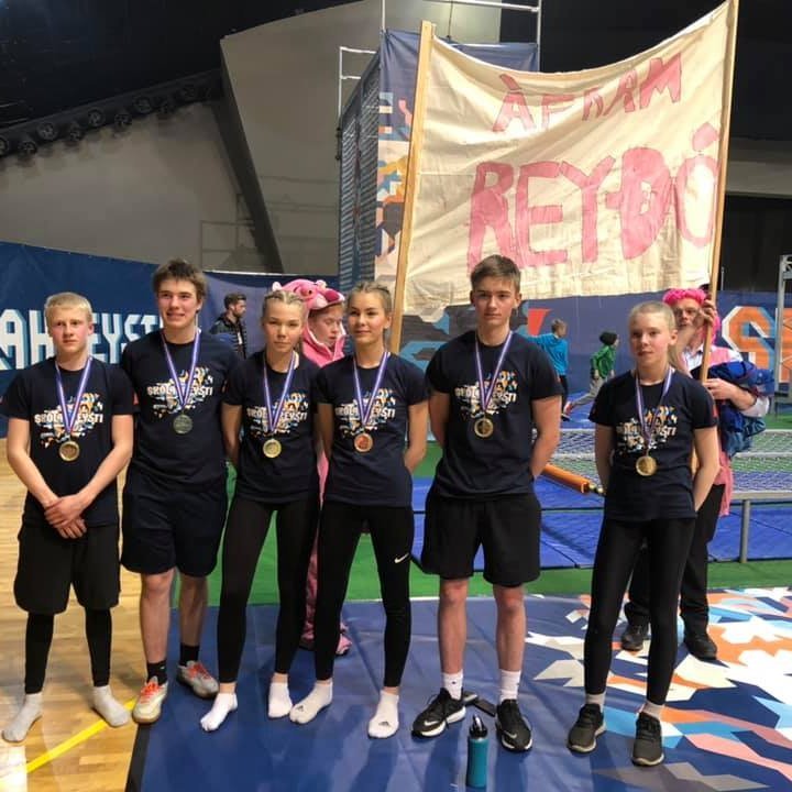 Til hamingju með góðan árangur!