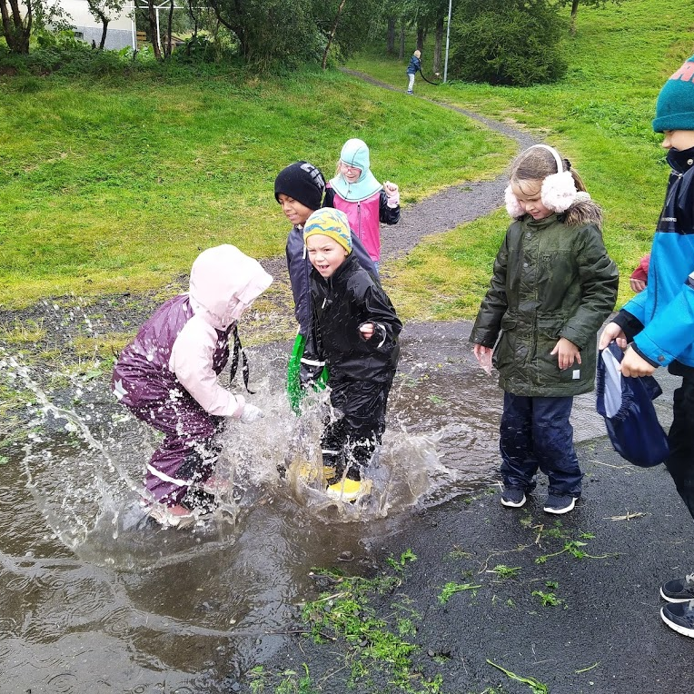 Nemendur eru komnir í páskafrí